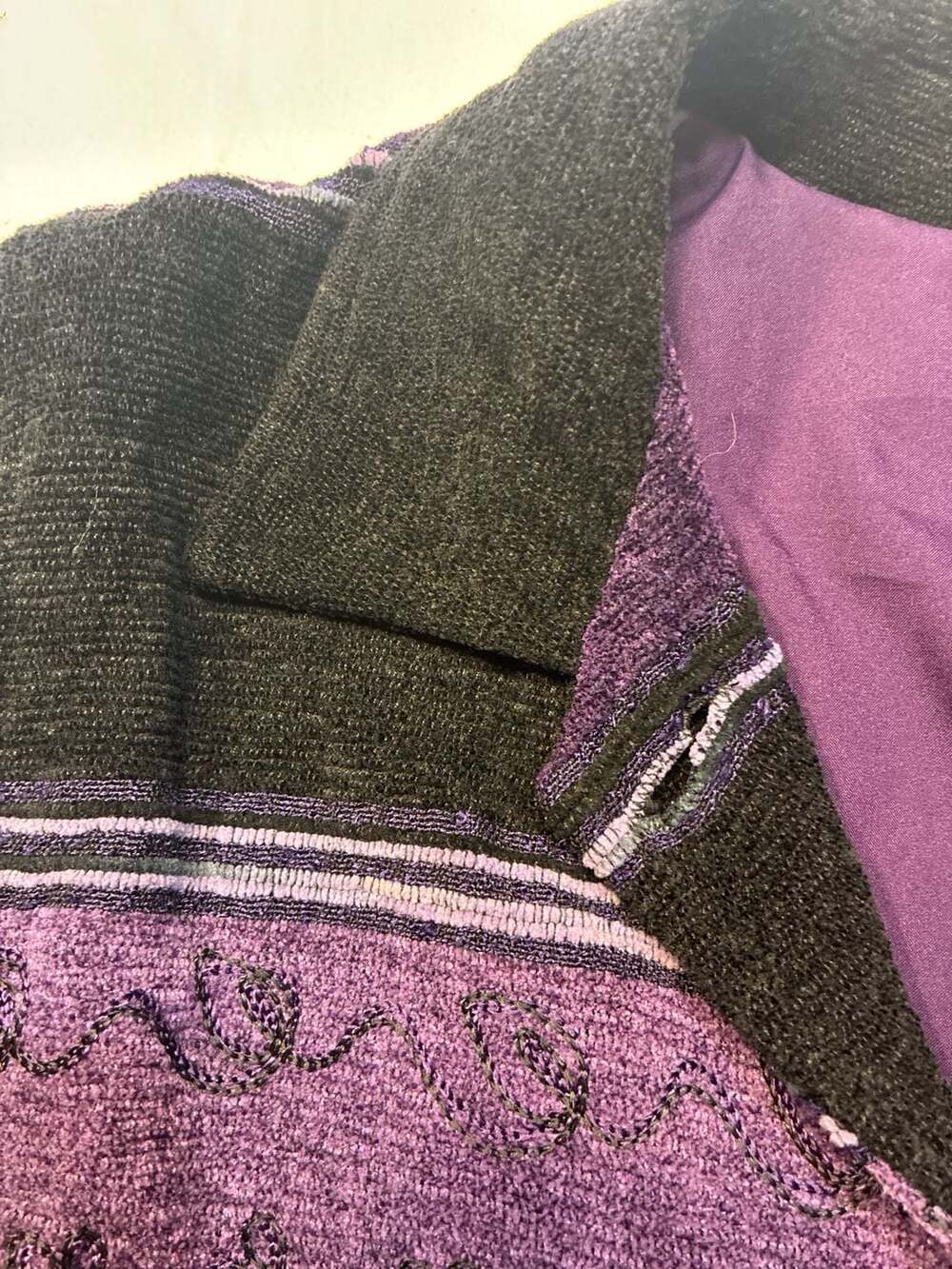 Coldwater Creek Purple Black Embroidered Chenille Button Up Jacket Size L - Picture 4 of 10